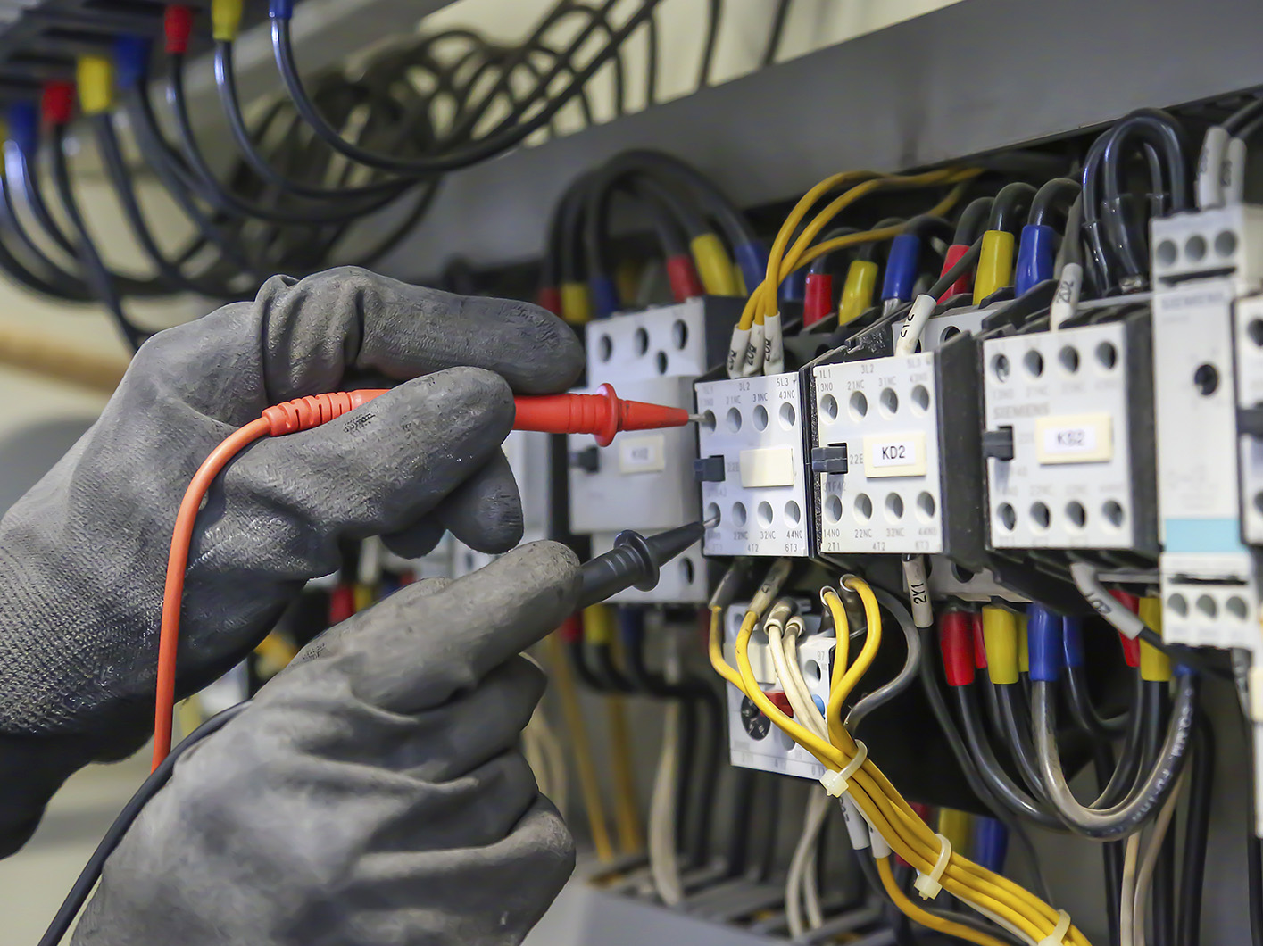 servicios-instalaciones-electricas-color